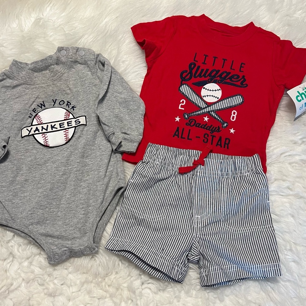 Infants 6-9 Months Baseball Little Slugger Outfit and New York Yankees One piece